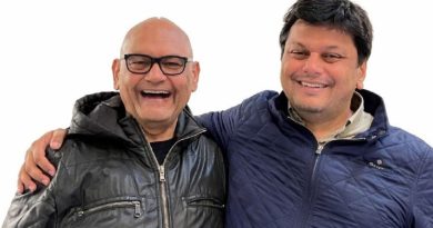 अपने बेटे के साथ वेदांता ग्रुप के चेयरमैन अनिल अग्रवाल